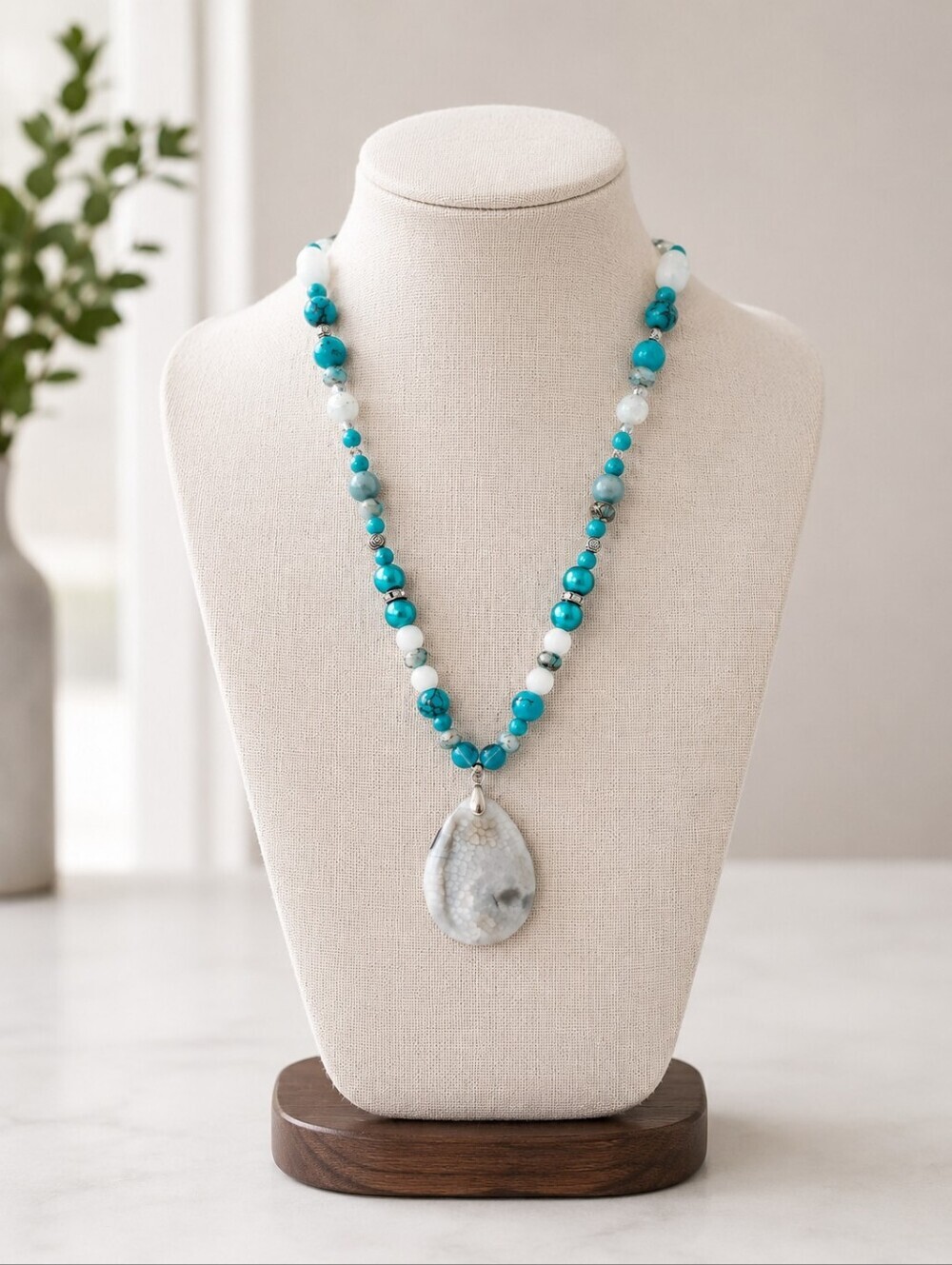 Blue Beaded Agate Teardrop Pendant Necklace Handmade 19 Inch
